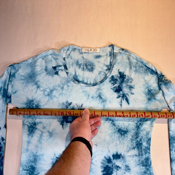 Pink Rose Blue Tye Dye Wavy Hem Long Sleeve Shirt Woman's M Rayon/ Spandex Blend - Picture 7 of 10